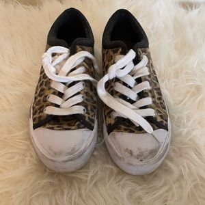 Guess Leopard Shoes Size 6.5